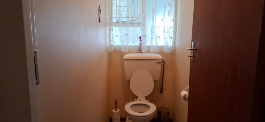 4 Bedroom Property for Sale in Dewetsdorp Free State